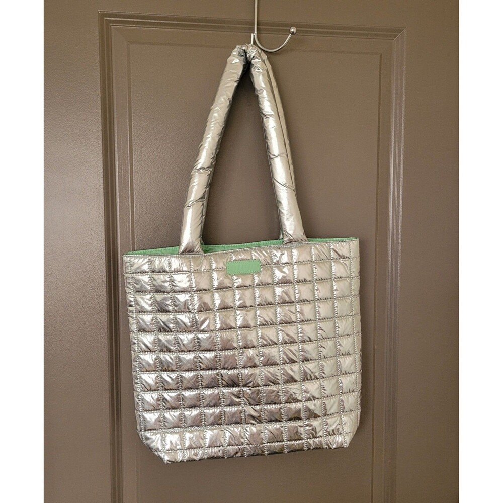 Clinique Metallic Silver Quilted Puffer Tote Bag Green Lining Shoulder Bag New
